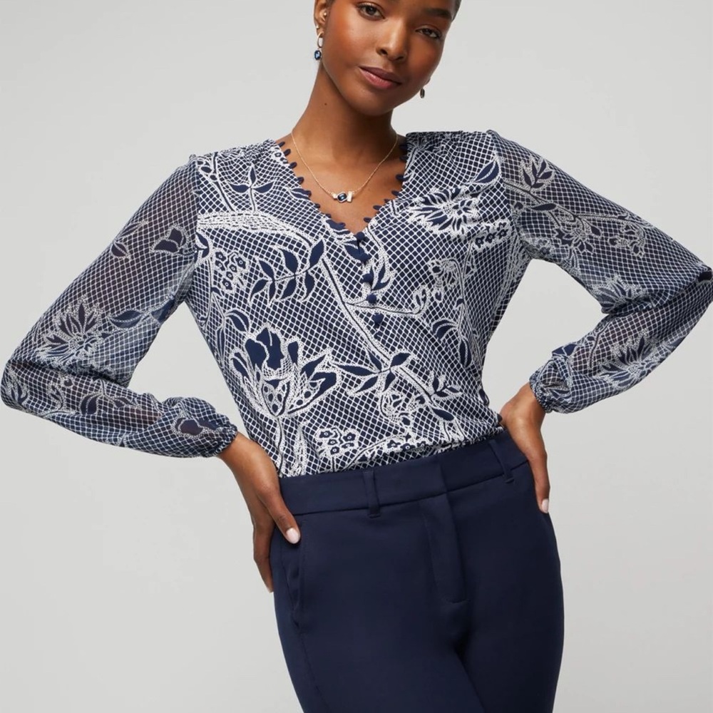 White House Black Market Navy and White Floral Blouse - Picture 1 of 5